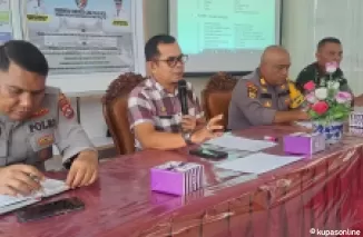 Rapat HBN ke 76 dipimpin kepala Badan Kesbangpol, Elsiwa Fajri di Aula Badan Kesbangpol, Kamis, 5 Desember 2024.