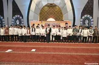 Gubernur Mahyeldi Kukuhkan 124 Pengurus Baru Masjid Raya Syech Ahmad Khatib Al Minangkabawi
