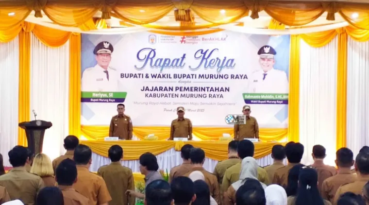 Bupati dan Wakil Bupati Murung Raya Pimpin Rapat Perdana, Bahas Efisiensi Anggaran dan Pembangunan Daerah