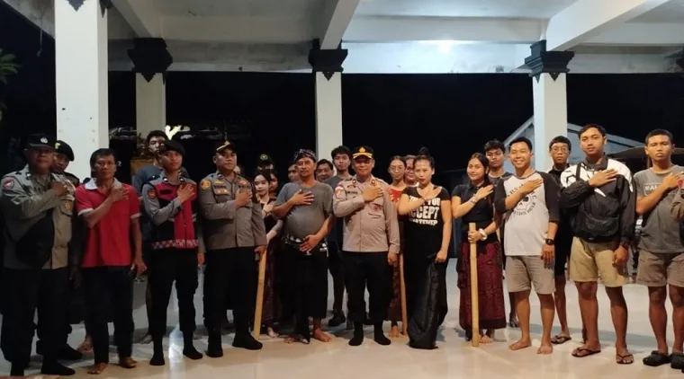 Gelar Sambang Kamtibmas di Banjar Tegal Sari: Kapolsek Dentim Dorong Peran Aktif STT dalam Jaga Kamtibmas