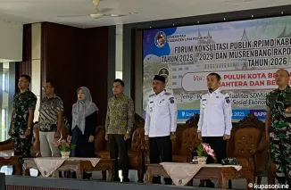 Rabu, 26 Maret 2025, aula kantor bupati Limapuluh Kota menjadi wadah kolaborasi dari berbagai unsur pemangku kepentingan dalam rangka Forum Konsultasi Publik Rencana Pembangunan Jangka Menengah Daerah (RPJMD) 2025-2029.