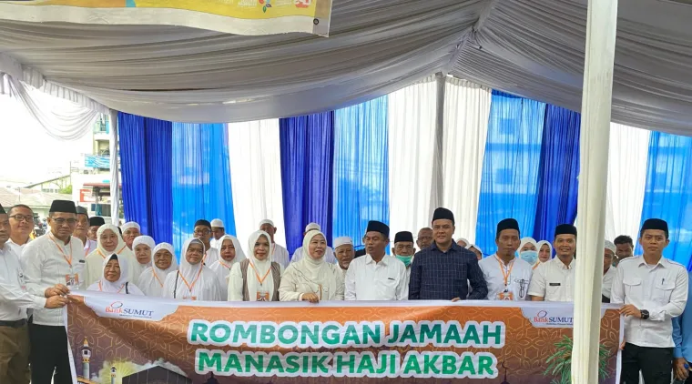 Bupati Sergai Lepas Jamaah Manasik Haji Akbar Bank Sumut Cabang Sei Rampah