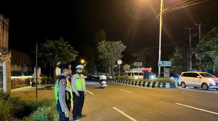 Operasi Ketupat Agung 2025: Polsek Dentim Pastikan Destinasi Wisata di Denpasar Timur Aman dan Nyaman