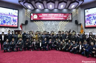DPRD Kalteng Laksanakan Rapat Paripurna Pengumuman Pemberhentian Gubernur Sugianto Sabran dan Wakil Gubernur Edy Pratowo