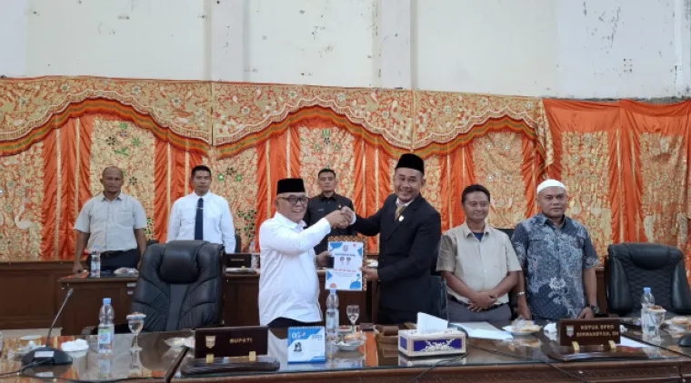 DPRD Pasbar Gelar Paripurna Penyampaian Nota Pengantar RPJMD Tahun 2025-2029