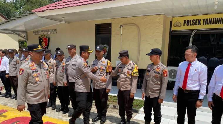 Kapolres Ogan Ilir AKBP Bagus Suryo Kunker ke Polsek Tanjung Batu Dalam Rangka Buat Video Konten Inovasi