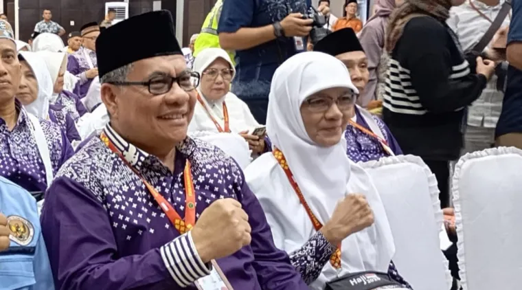 Ketua DPRD Sumbar Berangkat Haji, Ingatkan JCH Jaga Niat dan Kesehatan