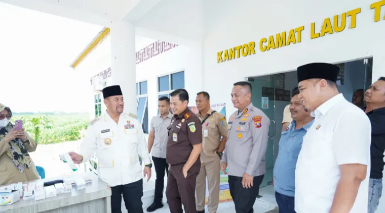 Komitmen Layani Rakyat, Bupati Batu Bara Tinjau Langsung Pelaksanaan Program Berlayar