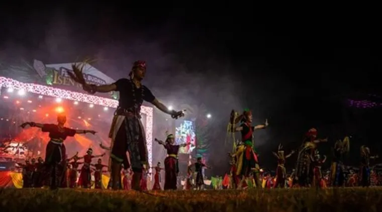 Masuk KEN 2025, Festival Budaya Isen Mulang Perkuat Ekonomi Daerah