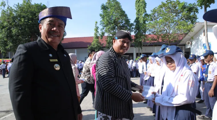 Peringati Hardiknas, Bupati Asahan Ucapkan Terima Kasih kepada Seluruh Guru Sebagai Pahlawan Tanpa Tanda Jasa