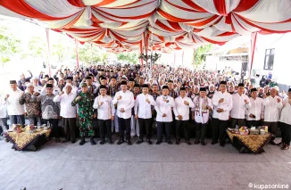 Bupati H M Toha Bersama Wabup Rohman Lepas Ratusan Calon Jamaah Haji 2025