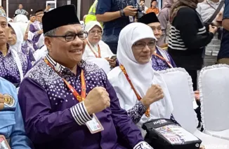 Ketua DPRD Sumbar Berangkat Haji, Ingatkan JCH Jaga Niat dan Kesehatan