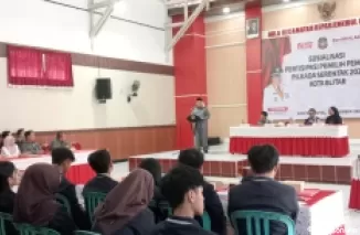 Sosialisasi Partisipasi Pemilih Pemula Pilkada Serentak 2024 yang di hadiri langsung oleh Walik Kota Blitar Santoso