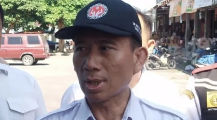 Kepala Disperindag Kab Blitar Darmadi (foto istimewa)