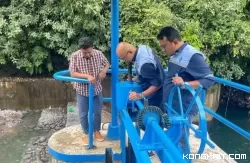 Menghadapi Musim Kemarau, Perumda Air Minum Kota Padang Perbaiki Mercu Intake Palukahan