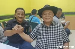 Wartawan Kongkrit.com, Abdul Rahim bersama Mantan Anggota DPD RI Periode 2014 -2019, Herman Darnel Ibrahim.