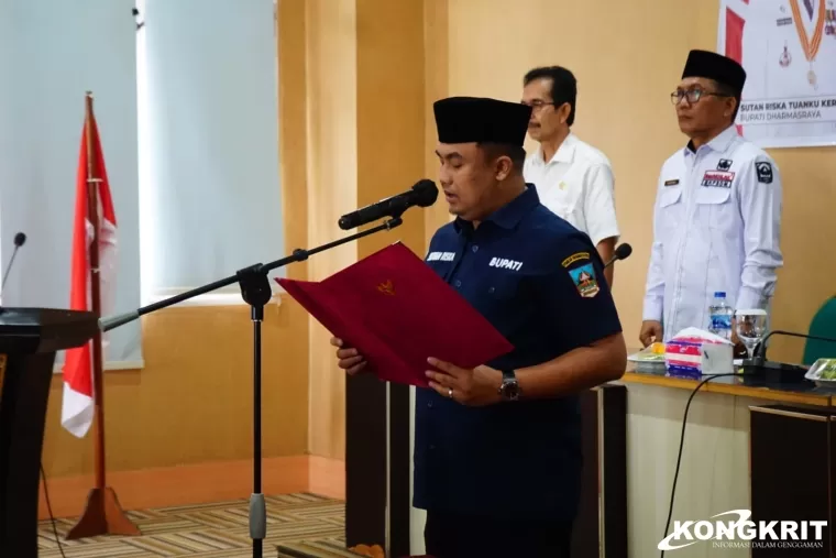 Bupati Dharmasraya Kukuhkan Rangkaian Perubahan Struktural, 37 Pejabat Diumumkan