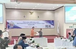 Pj Wako Pariaman, Roberia Serahkan LKPD 2023 ke BPK Sumbar