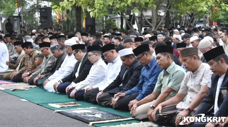 Pemko Payakumbuh Gelar Sholat Idul Fitri 1445 H di Halaman Kantor Balaikota