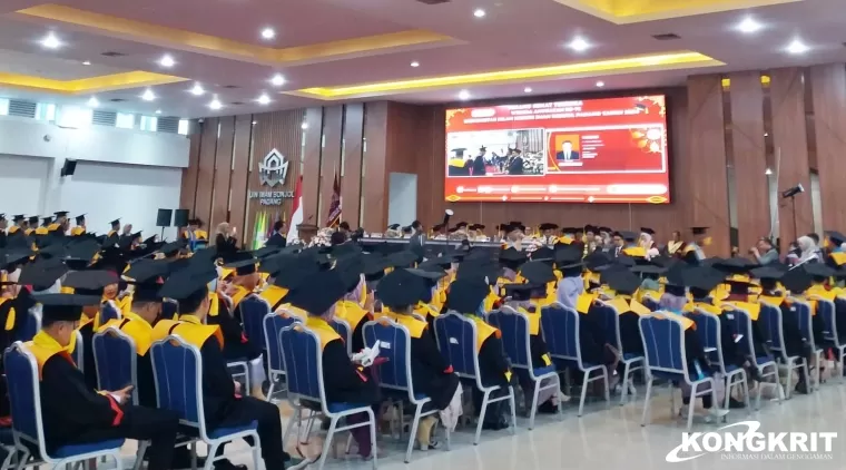 Hari Terakhir, UIN Imam Bonjol Padang Lepas 348 Wisudawan Angkatan ke-91