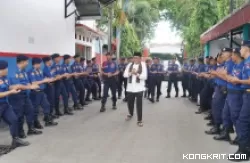 Hadiri Acara Berbuka Bersama, Hendri Septa Apresiasi Kinerja Petugas Damkar Kota Padang dan Berikan Jempol