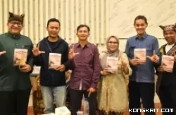 Hari kedua Festival Muaro 2024, Pemko Padang Luncurkan Buku Sejarah Bandar Padang