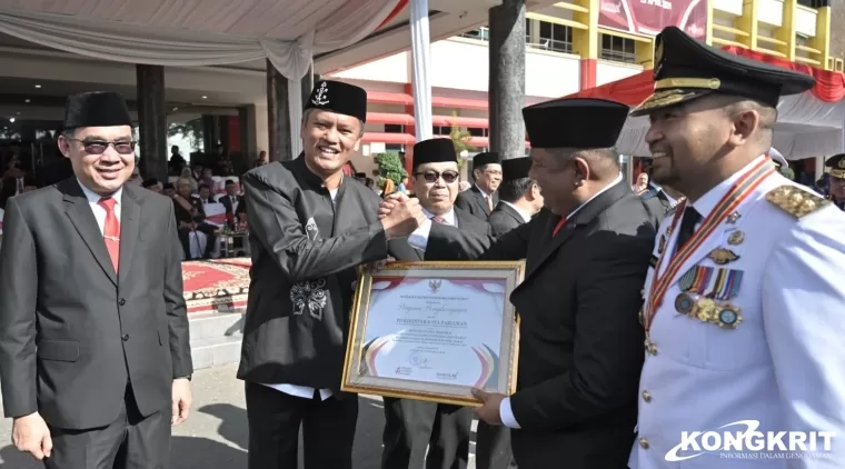 Kota Pariaman Raih Penghargaan Kinerja Terbaik II Penyelenggaraan Pemerintahan Daerah di Sumbar