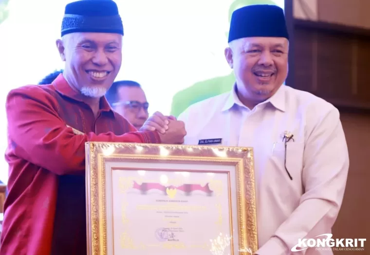 Kota Solok Raih Terbaik Pertama Penghargaan Pembangunan Daerah Tahun 2024 Kategori Kota di Sumbar