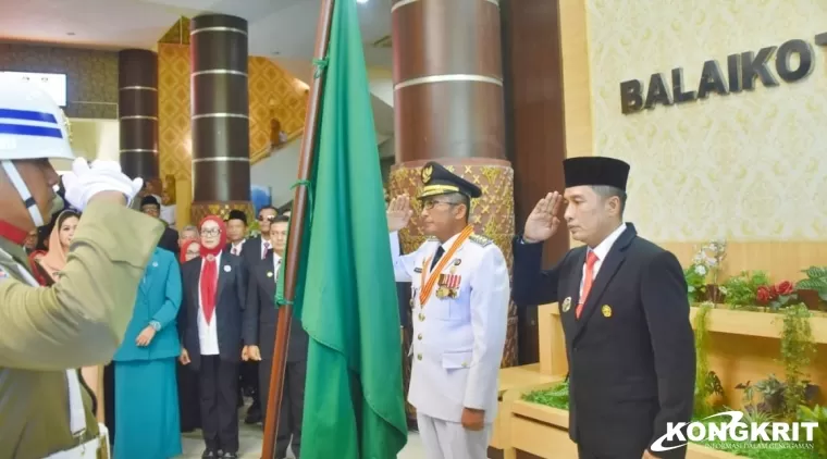 Masa Jabatan Berakhir, Wali Kota dan Wakil Wali Kota Padang Berpamitan dengan ASN se-Kota Padang