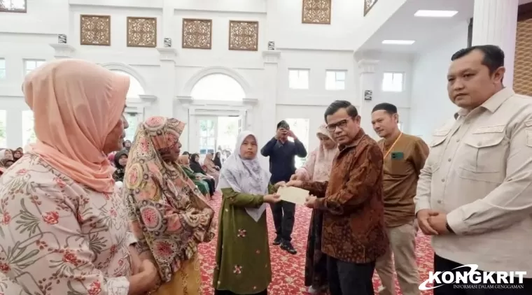 Pemko Bukittinggi Salurkan Bantuan PKH Murni Tahap 3 kepada 602 Keluarga Penerima Manfaat