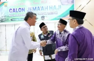 107 Calon Jamaah Haji Kloter 13 dari Kota Pariaman Dilepas Secara Resmi