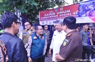 Wali Kota Solok Berikan Sejumlah Bantuan untuk Korban Bencana Banjir di Kabupaten Tanah Datar