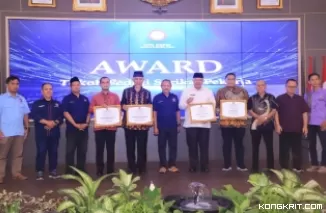 Wali Kota Solok Terima Penghargaan Tokoh Peduli SPSI Award