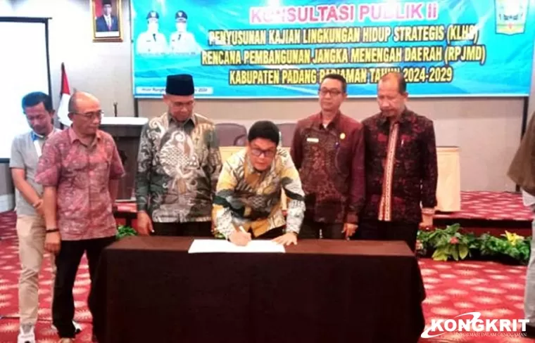 Buka Konsultasi Publik II Penyusunan KLHS, Bupati Padang Pariaman Minta Komitmen terhadap Lingkungan
