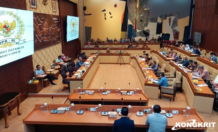Wali Kota Solok Hadiri Rapat Panitia Kerja Komisi II DPR RI di Jakarta, Bahas RUU Kabupaten/Kota (Foto: Humas)