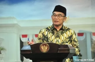 Menko PMK Muhadjir Effendy Usulkan Korban Judi Online Jadi Penerima Bansos. (Foto : Dok.Istimewa)