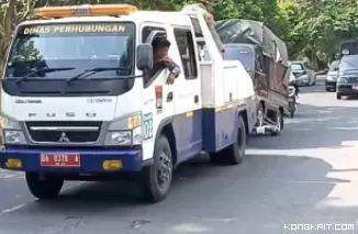 Dishub Kota Padang Gencar Tertibkan Parkir Liar dengan Operasi Derek hingga Denda Rp 500 Ribu
