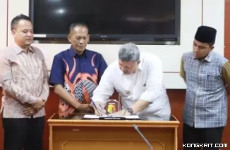 Pemko dan DPRD Solok Tandatangani Komitmen Bersama untuk PPDB 2024
