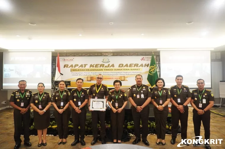 Kejaksaan Negeri Pasaman Raih Juara Umum Kinerja Terbaik se-Sumatera Barat Tahun 2024