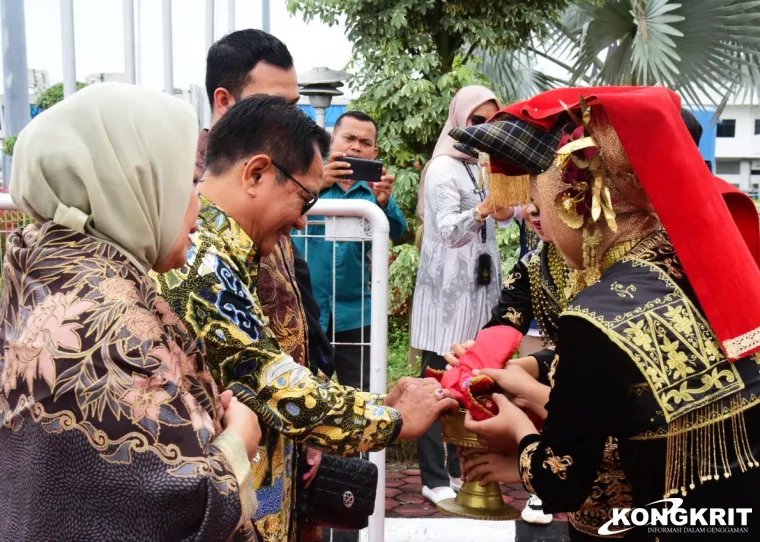 Bupati dan Wakil Bupati Padang Pariaman Kembali ke Daerah Setelah Mengikuti Retreat di Magelang