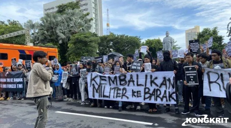 Sembilan Mahasiswa UI Gugat UU TNI ke Mahkamah Konstitusi, Klaim Proses Pembahasan Melanggar Hak Konstitusional