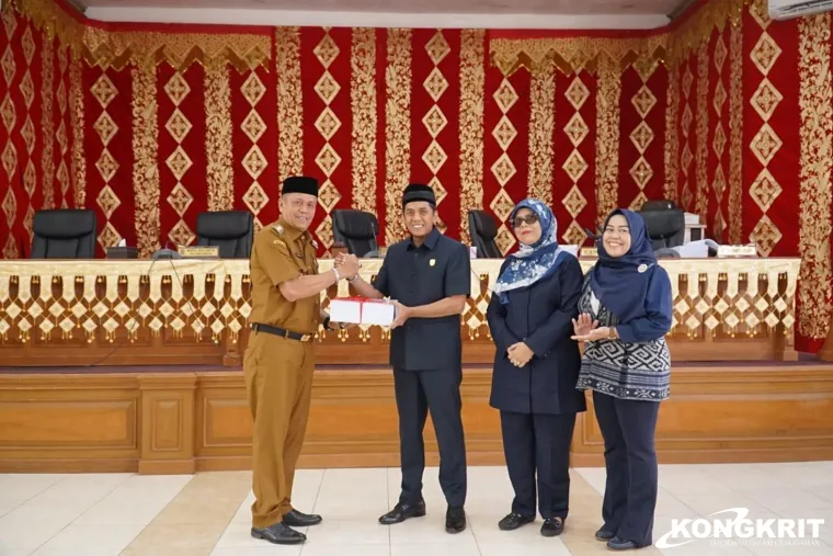 Wakil Wali Kota Payakumbuh Sampaikan Laporan Keterangan Pertanggungjawaban 2024 dalam Rapat Paripurna DPRD