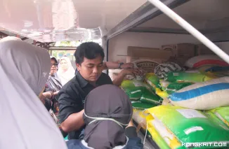 Pemerintah Kota Payakumbuh Gelar Operasi Pasar dan Gerakan Pangan Murah di Pasar Padang Kaduduak
