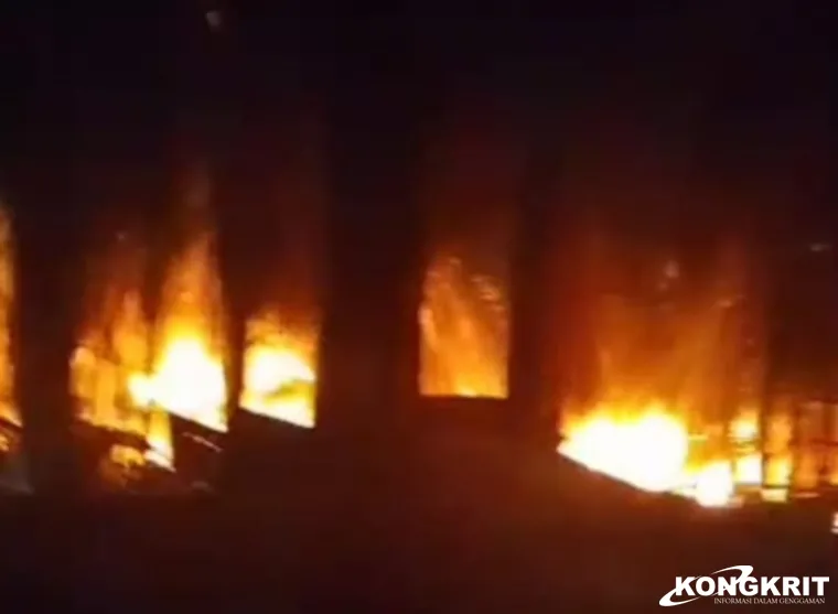 Kebakaran Kembali Terjadi di Tambang Minyak Ilegal Wilayah Keluang, Aparat Dinilai Lamban Bertindak