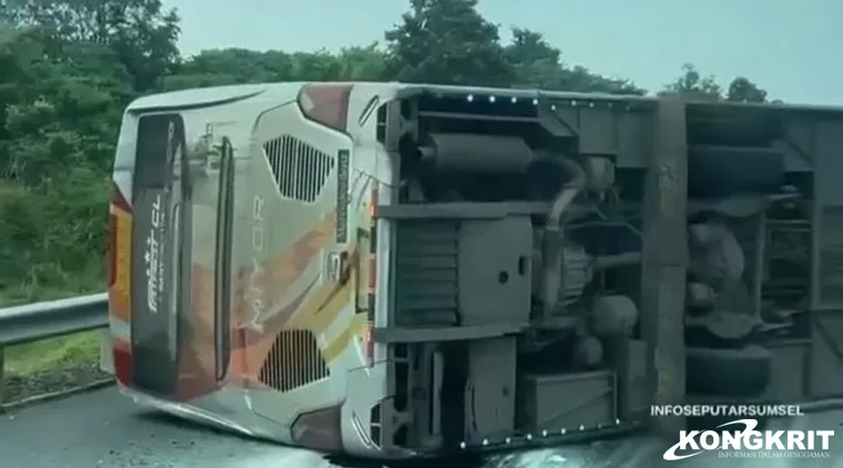 Kecelakaan Bus Padang-Jakarta di Tol Kayuagung, 1 Tewas dan 4 Luka-luka