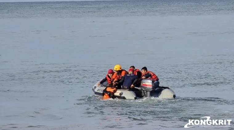 Memasuki Hari Kedua Operasi Pencarian Remaja Terseret Ombak di Pantai Pasir Nan Tigo