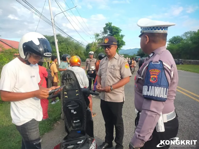 Polres Nagekeo Gelar Operasi Gabungan Tertib Lalu Lintas dan Pajak Kendaraan