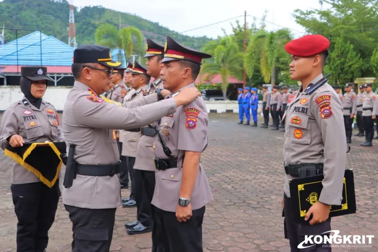 Upacara Serah Terima Jabatan di Polres Pesisir Selatan Berjalan Lancar