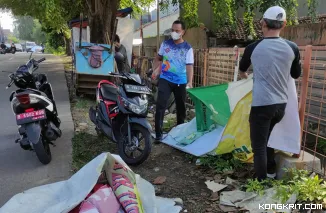 Camat Bekasi Selatan Pimpin Aksi Gabungan Penertiban Banner Liar