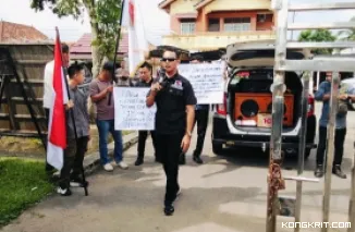 Gabungan LSM DPD LAN dan TRINUSA Gelar Aksi di Depan Polres Muba, Soroti Dugaan Mafia Minyak Ilegal yang Kebal Hukum